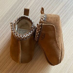 UGG Chestnut Baby Booties